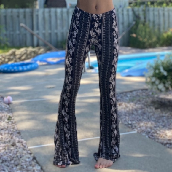 tilly's flare pants! - Picture 1 of 3